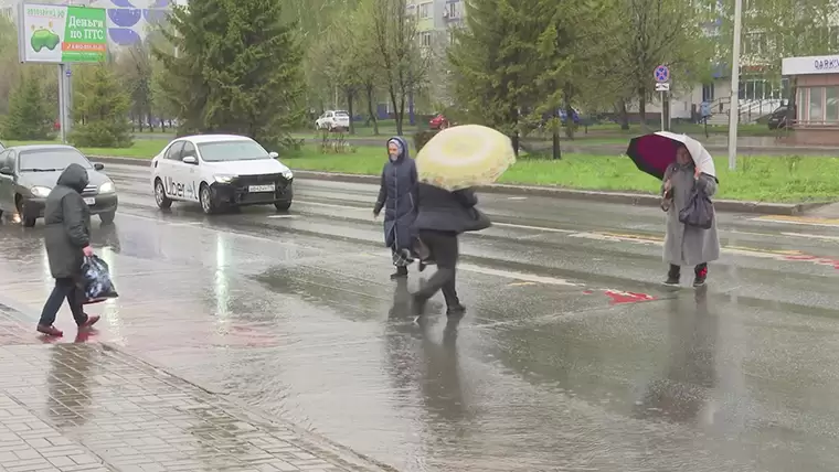 В Татарстане снова объявлено штормовое предупреждение из-за грозы и порывистого ветра