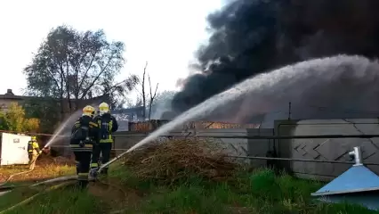 Пожар на складе в Набережных Челнах потушен