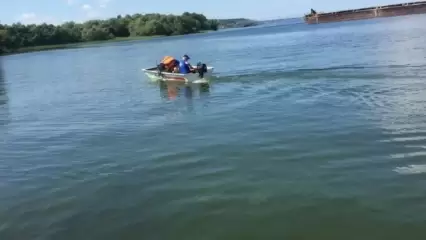 В Татарстане на Волге обнаружили тело мужчины после столкновения катера и моторной лодки