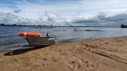 В Татарстане юноша поплыл за лодкой и его унесло течением