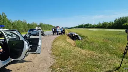 Семья, потерявшая трехлетнюю дочь в ДТП под Нижнекамском, ехала на море