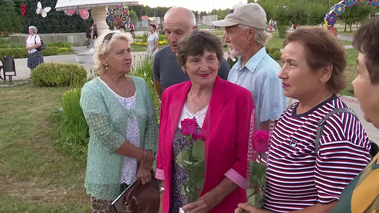 74-летнюю чемпионку России наградили медалью на Дне физкультурника в Нижнекамске