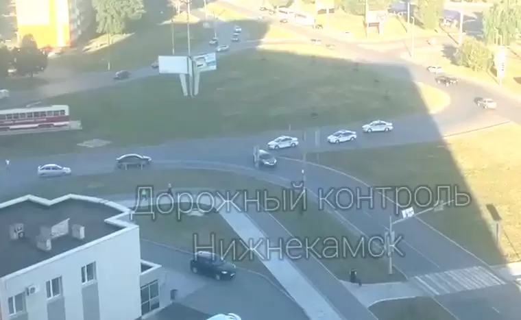 В Нижнекамске сняли на видео погоню трех экипажей ДПС за нарушителем