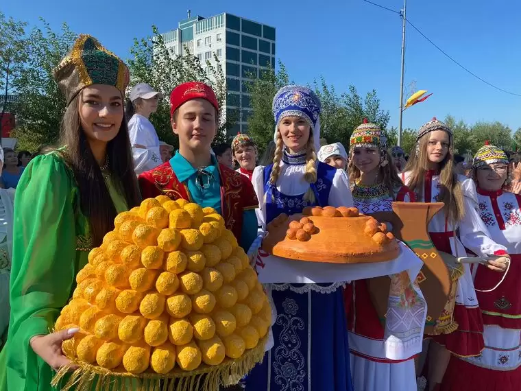 Жители Камских Полян посетили разные республики и страны, не выезжая за пределы поселка