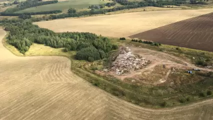 В Татарстане экологи с вертолета обнаружили около 350 незаконных свалок