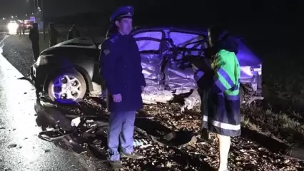 В Татарстане водитель БМВ столкнулся с двумя авто, пострадал девятимесячный ребёнок