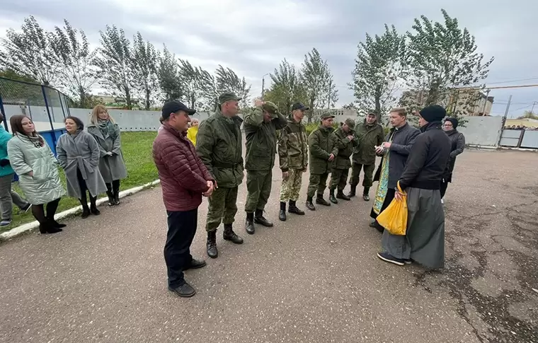 В Нижнекамске прошла отправка мобилизованных из БАРСа