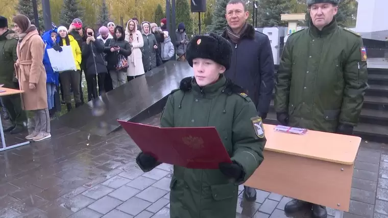 В Нижнекамске воспитанники Татарстанского кадетского корпуса дали клятву