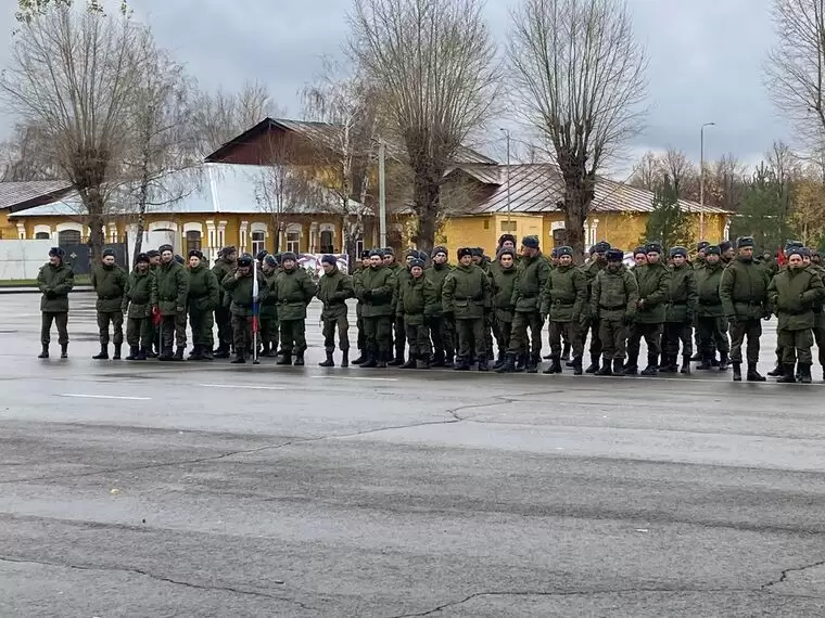 В Татарстане рассматривается возможность выплат в 20 тыс. рублей детям добровольцев