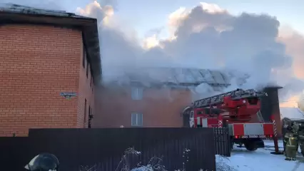 При пожаре в казанском поселке Салмачи погиб мужчина