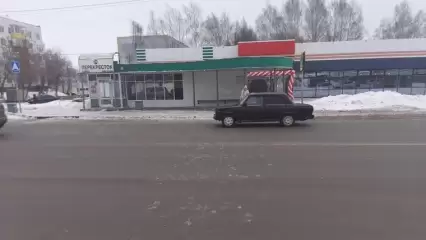 На ул. Гагарина в Нижнекамске «Ока» сбила женщину на пешеходном переходе