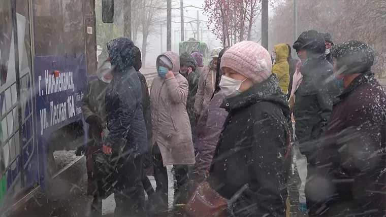 В понедельник жителей Татарстана ожидает дождь, метель и сильный ветер