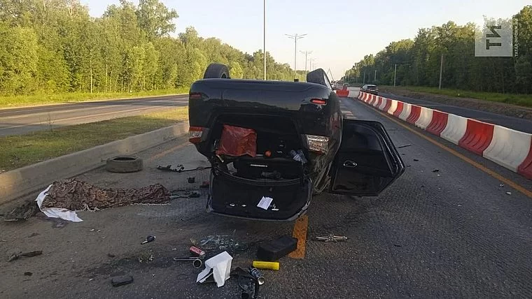 При столкновении с погрузчиком на въезде в Казань погибла женщина