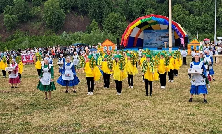 В Камских Полянах Нижнекамского района отметили Сабантуй