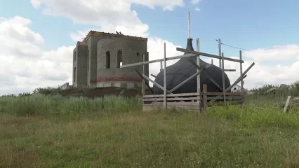 В Нижнекамском районе продолжается строительство церкви на пожертвования прихожан