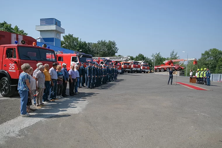 В Нижнекамске огнеборцы отметили юбилеи двух пожарно-спасательных частей