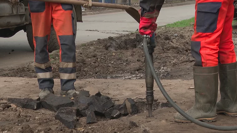 В Татарстане временно закрыли участки дороги на границе с Удмуртией