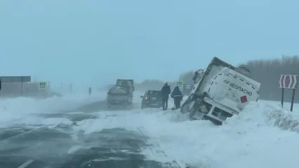 На трассе Чистополь – Нижнекамск затруднено движение из-за метели