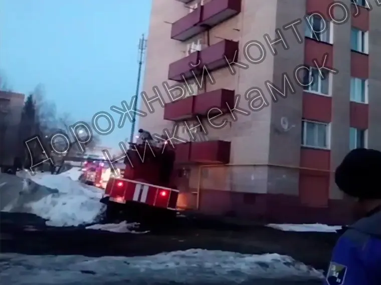 Нижнекамцы заметили дым из жилого дома