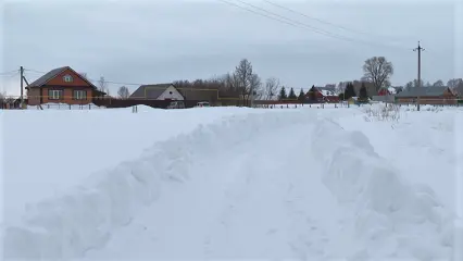 В деревнях Нижнекамского района создают рвы, чтобы избежать подтопления домов во время паводка