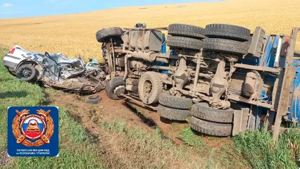 На трассе Челны — Заинск водитель иномарки при обгоне влетел в «КАМАЗ»