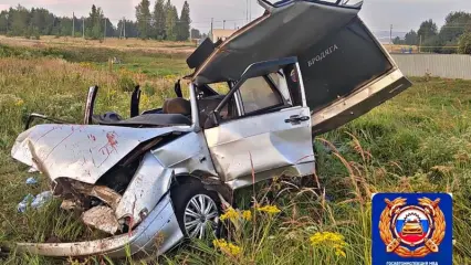 В Татарстане водитель «четырнадцатой» вылетел с трассы и погиб