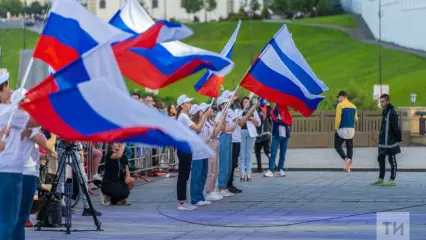 В минтруде сообщили о длинных выходных на День России