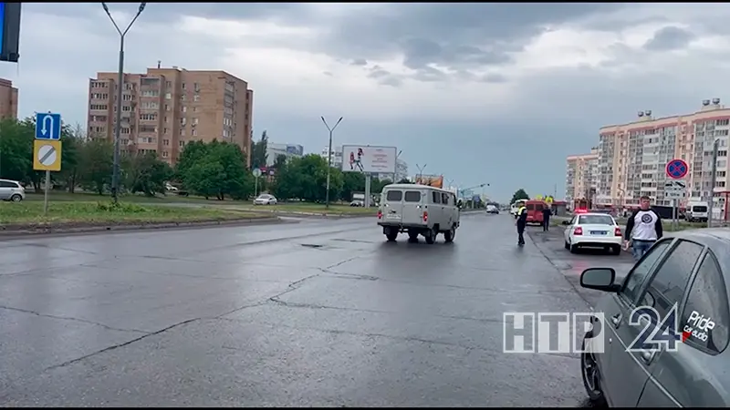 Пешеходам Нижнекамска напомнили, как правильно переходить дорогу