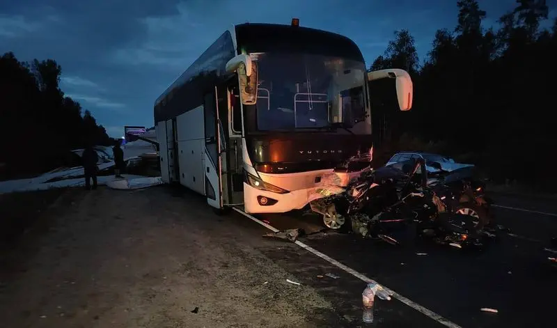 Автобус из Татарстана попал в массовое ДТП в Марий Эл