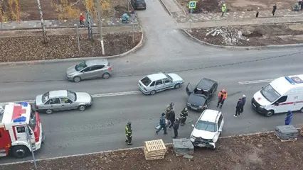 Подросток пострадал при столкновении двух легковушек в Нижнекамске