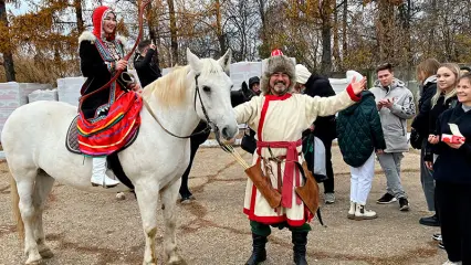 В Нижнекамске прошли мастер-классы по верховой езде и стрельбе из лука