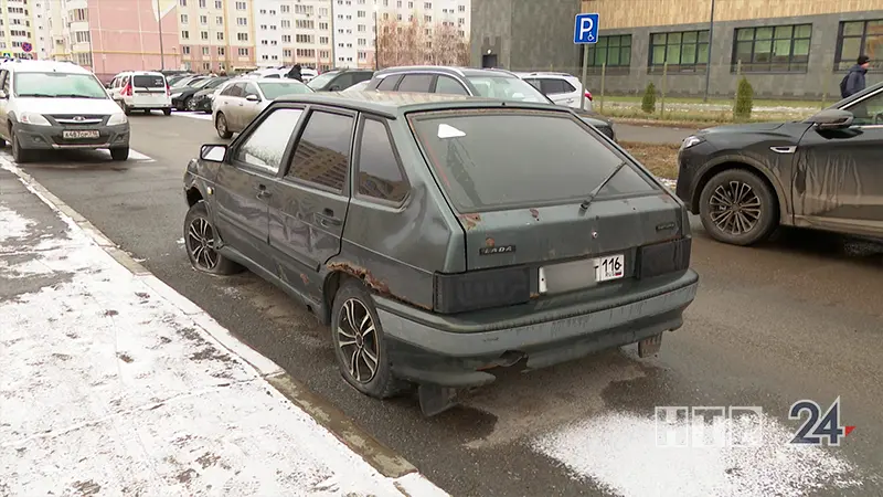 Нижнекамцам рассказали, как в городе ведётся борьба с автохламом