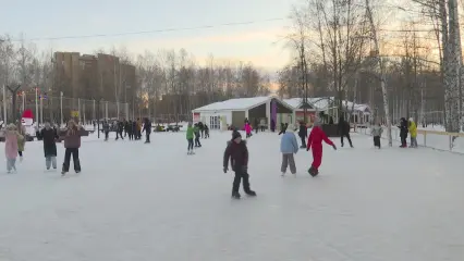 В Нижнекамске заработает первый в этом сезоне открытый каток