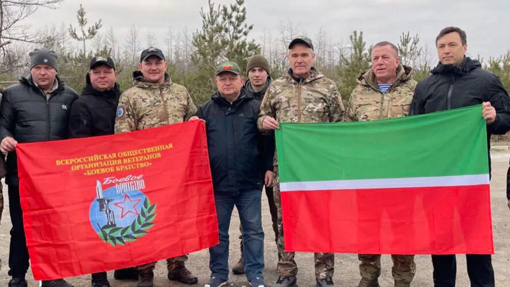 Делегация из Татарстана посетила военнослужащих в Луганской Народной Республике