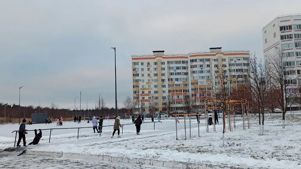 В Нижнекамске открылись катки у «Шинника» и «Батыра»