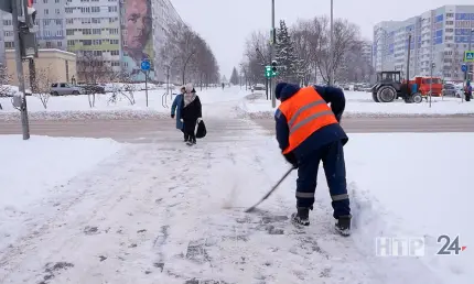 Из Нижнекамска на полигоны вывезли более 1,5 тысяч кубометров снега