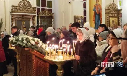 Сотни нижнекамцев посетили рождественские службы в церквях и храмах города и района