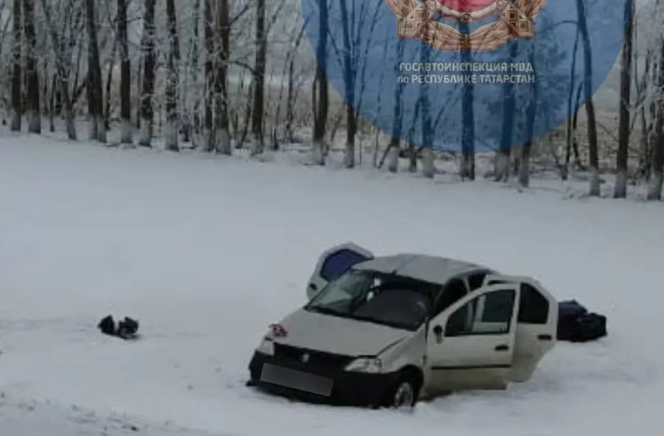 В Татарстане 80-летняя пассажирка легковушки погибла в ДТП