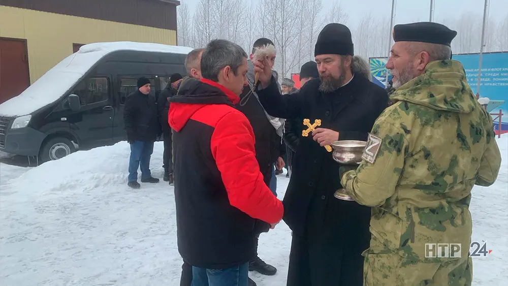 Контрактники из Нижнекамска разъехались служить по трём военным округам