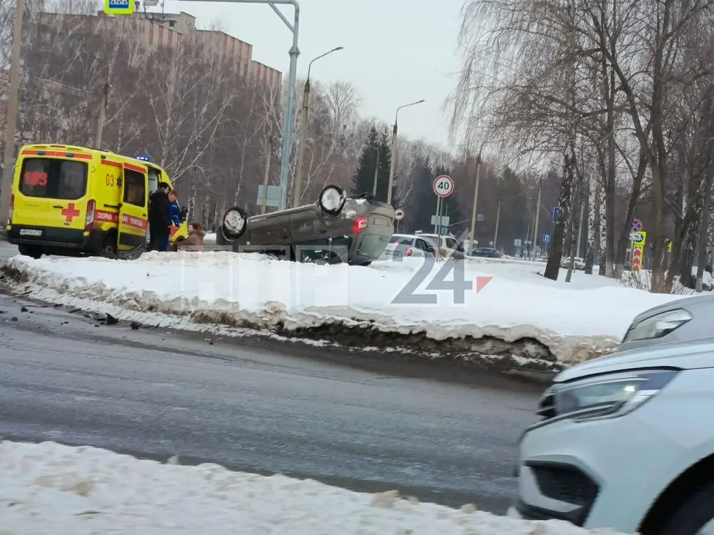 В Нижнекамске произошло второе за два дня ДТП с «перевёртышем»